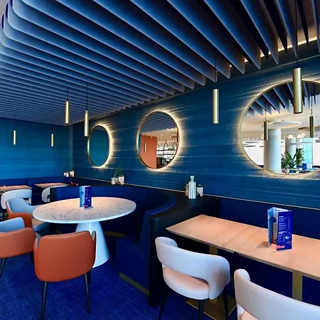 Mercure Dunkerque Centre Gare מלון Dunkirk