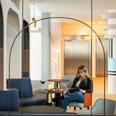 Mercure Dunkerque Centre Gare Hotel 4*