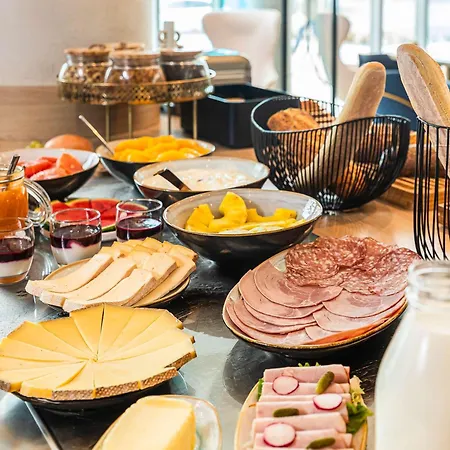 Mercure Dunkerque Centre Gare Hotel 4*