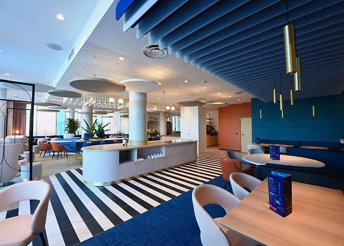 Mercure Dunkerque Centre Gare Hotel 4*